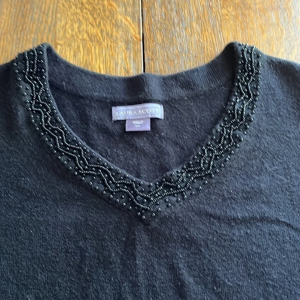 Laura Scott black pullover sweater with beaded neckline size small